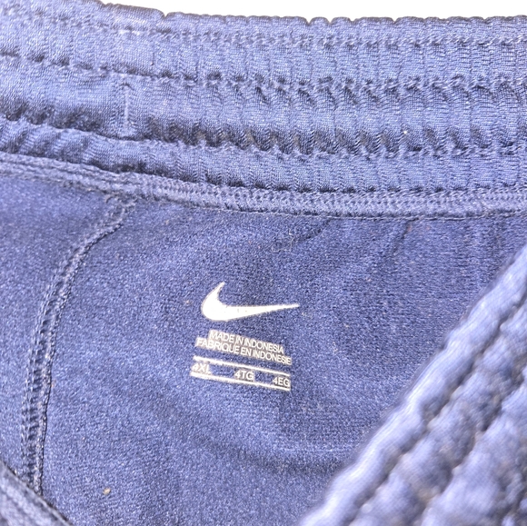 Nike dry fit sweat pants - Picture 3 of 3
